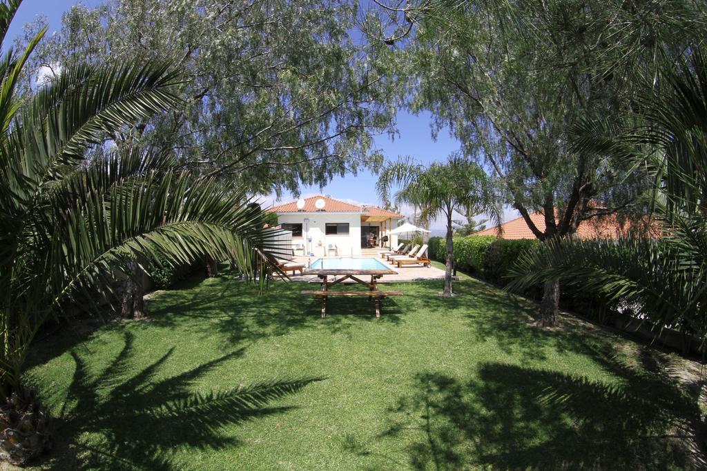 Eve Pissouri Rozaki Villa Zimmer foto