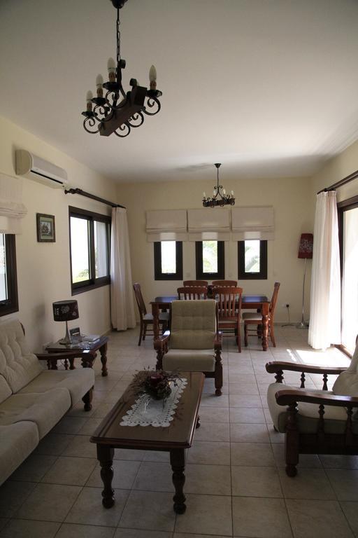 Eve Pissouri Rozaki Villa Zimmer foto