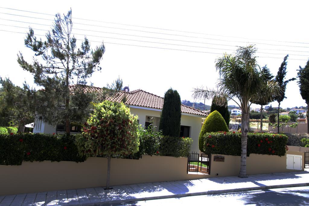 Eve Pissouri Rozaki Villa Zimmer foto